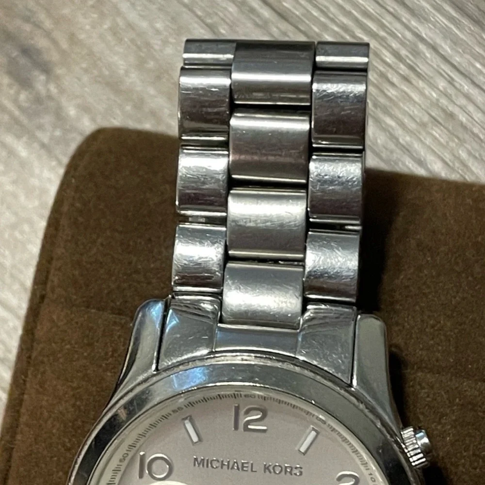 Michael Kors Runway Watch - Picture 7 of 9